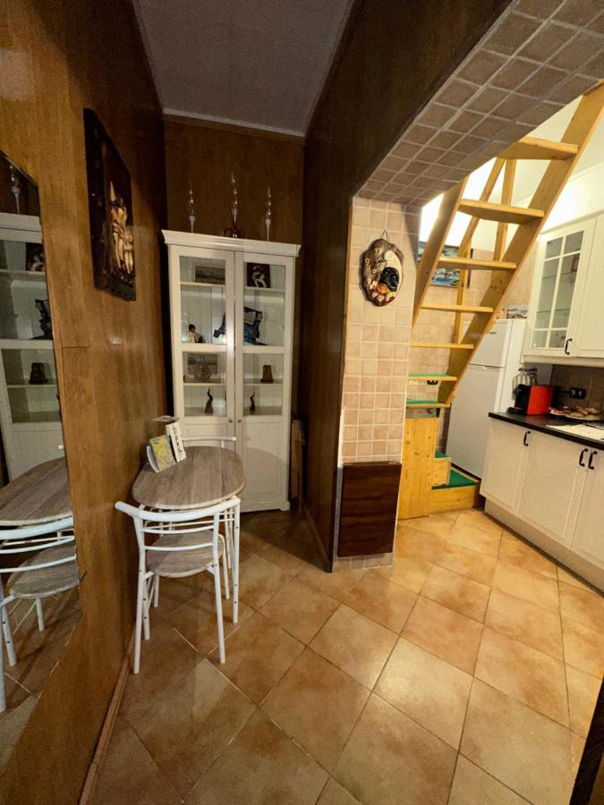 Tiny House - Spaccanapoli Apartment Ngoại thất bức ảnh
